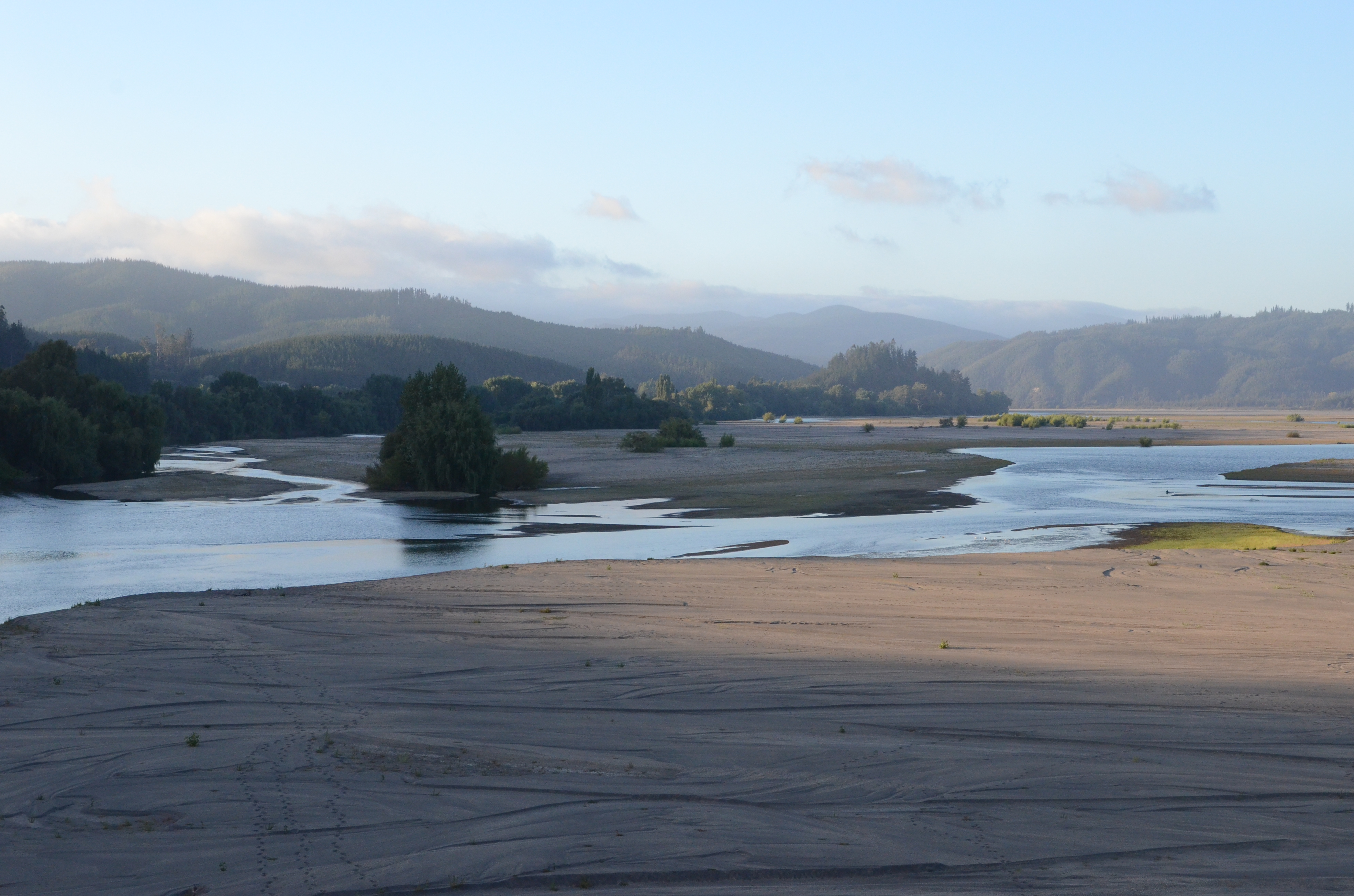 Netzwerken, aber wie? Studien zur Governance von Wasser und Fischerei in Chile